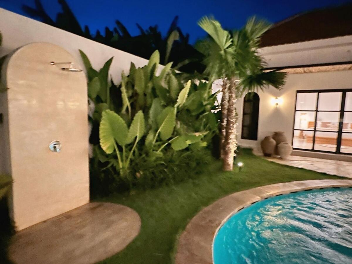 Amerta Villa Seminyak Extérieur photo